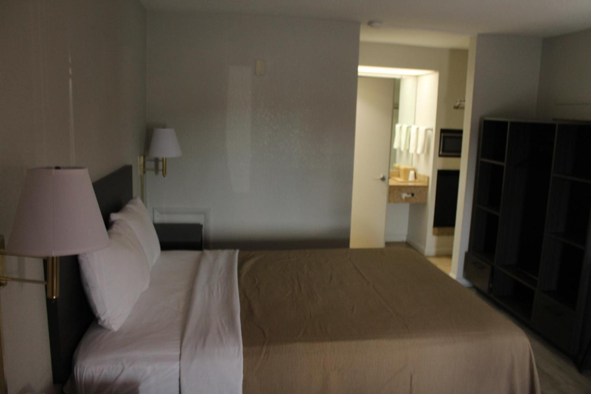 Vip Inn And Suites Huntsville Bagian luar foto
